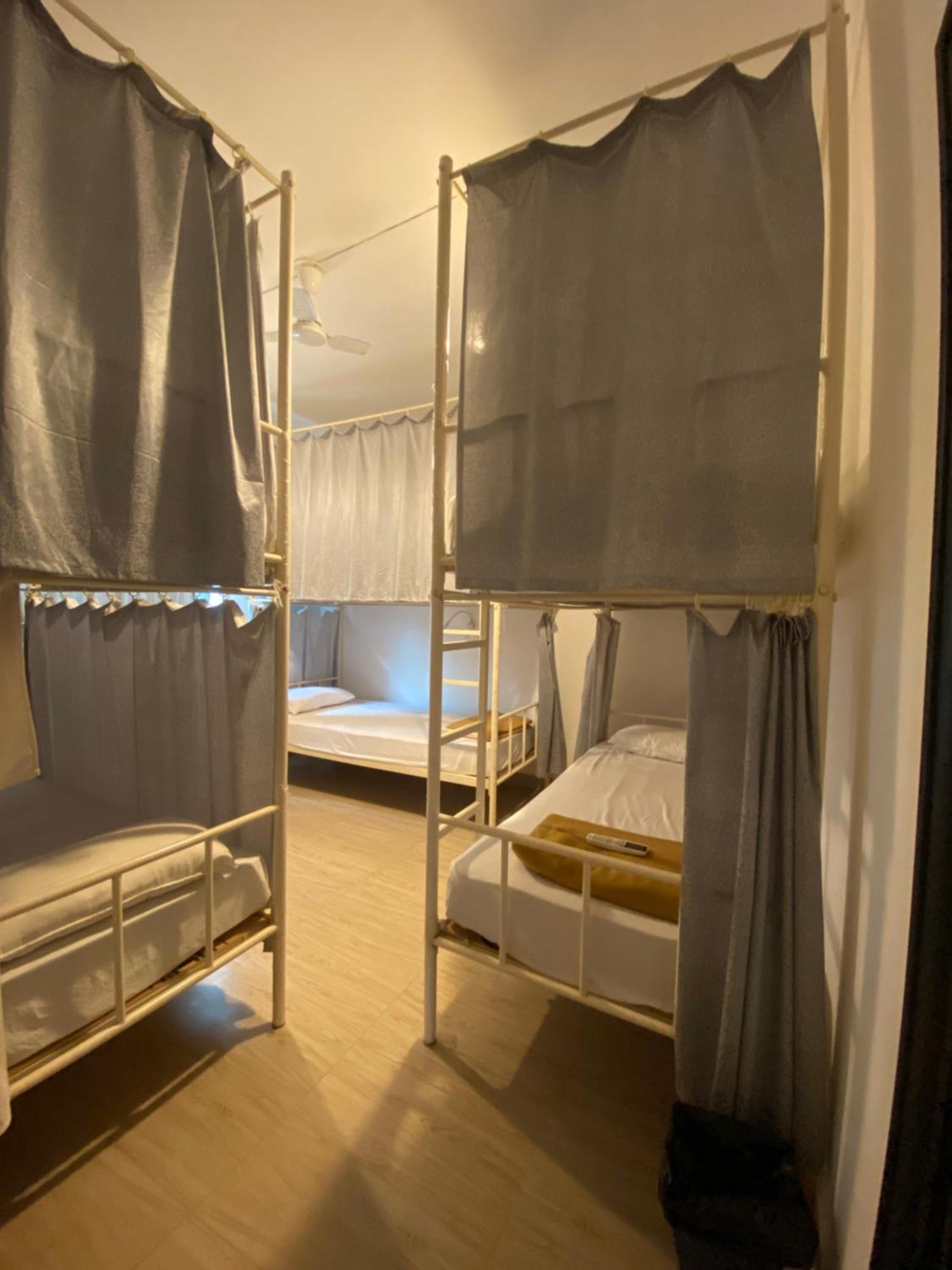 Hostel Mandala Анжуна Екстер'єр фото