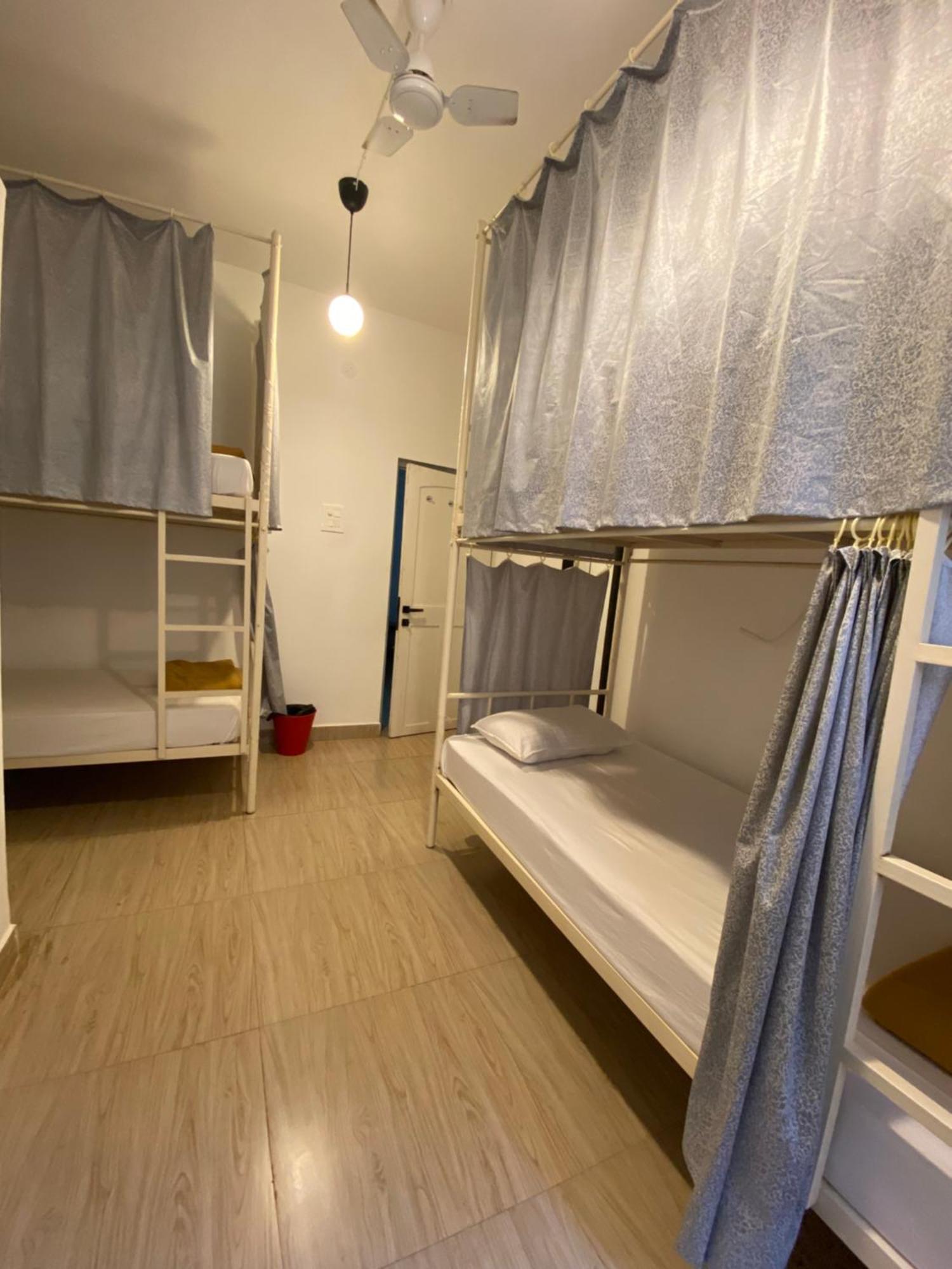 Hostel Mandala Анжуна Екстер'єр фото